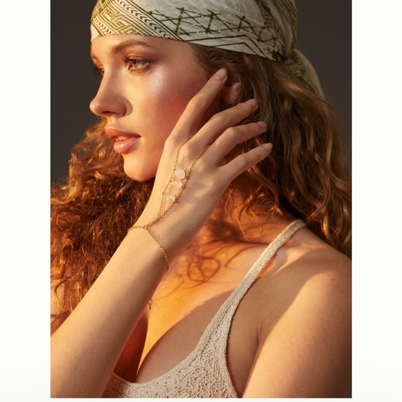 NWT anthropologie semi precious stone hand chain - Picture 2 of 5